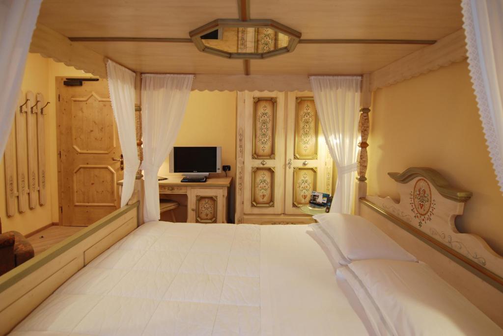 Hotel Bes & Spa Claviere Eksteriør billede