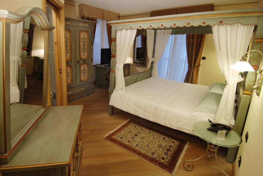 Hotel Bes & Spa Claviere Eksteriør billede